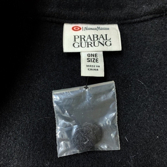 PRABAL Gurung Sequin and Bow Winter Cape NWOT - Picture 5 of 8